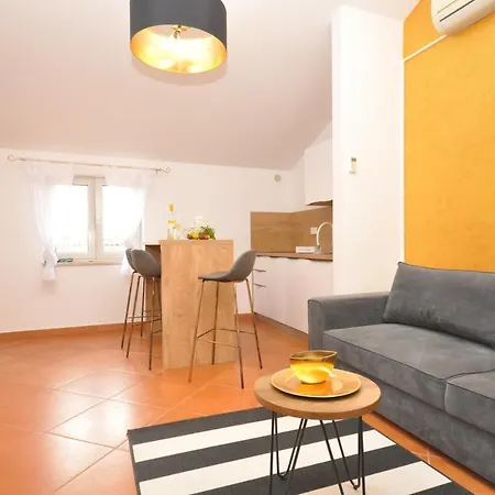Apartment Kala Main Square