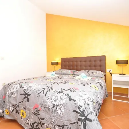 Kala Main Square Apartment *