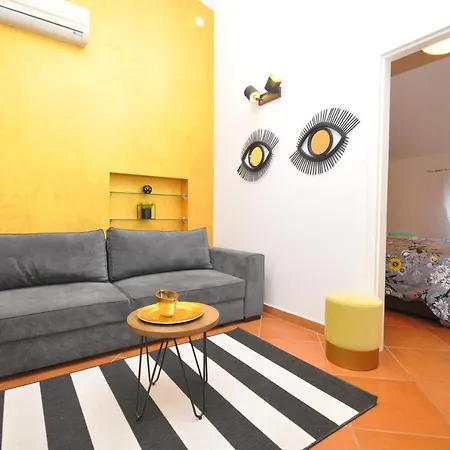 Kala Main Square Apartment Porec