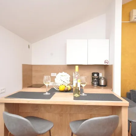 Apartman Kala Main Square *
