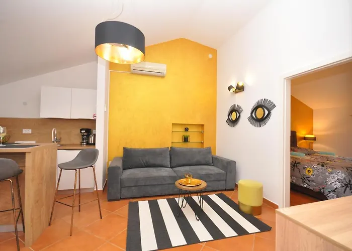 Kala Main Square 포레치