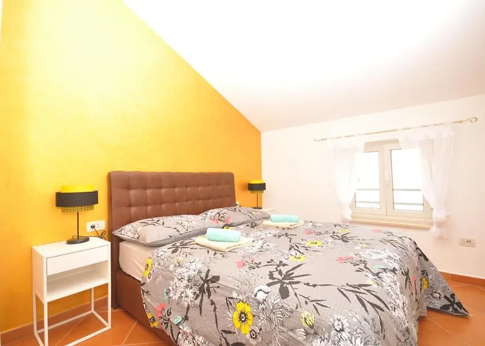 Kala Main Square * 포레치