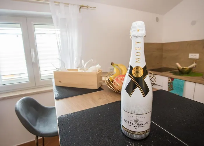 Kala Main Square 아파트 포레치